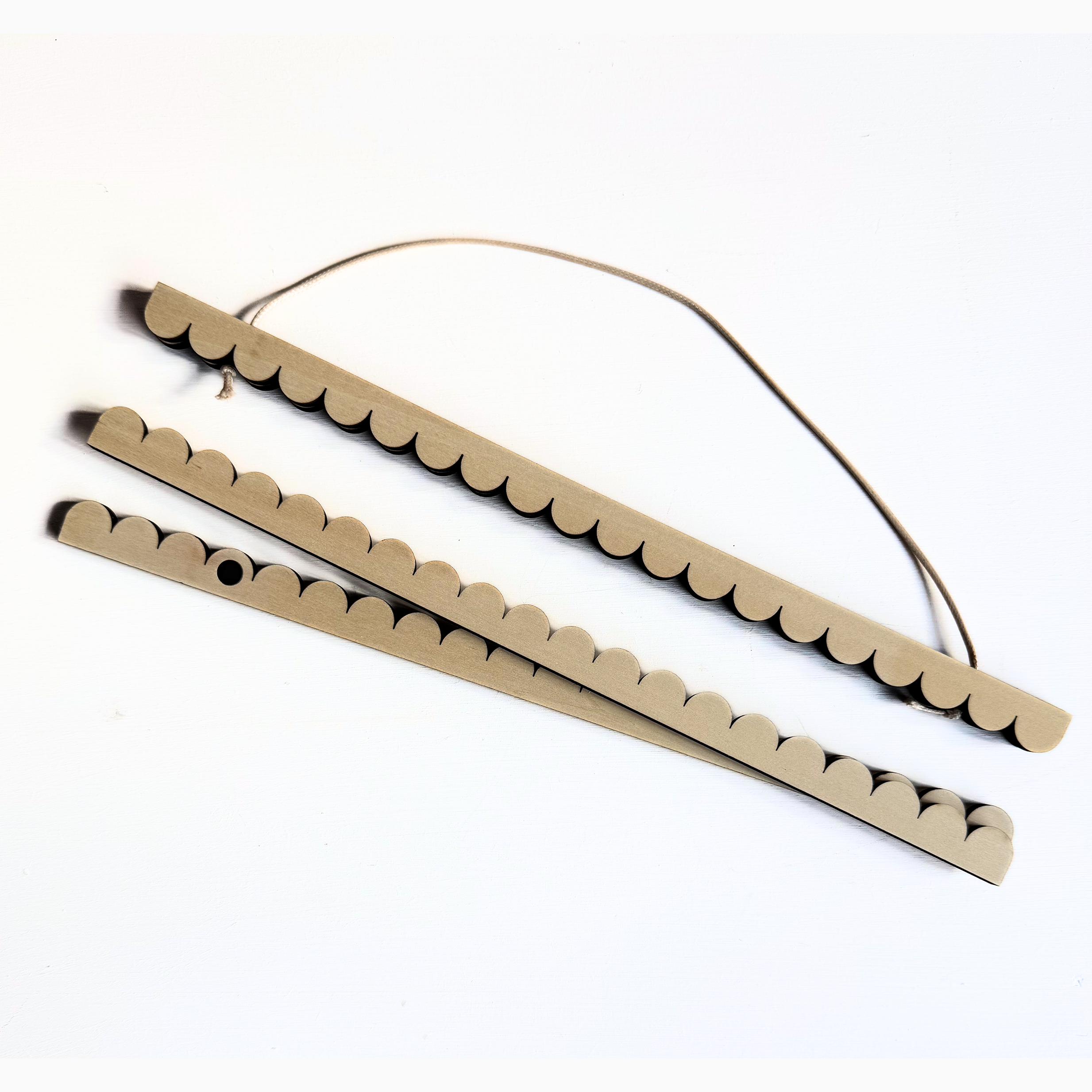 Magnetic Scallop Print Hanger  - Scallop